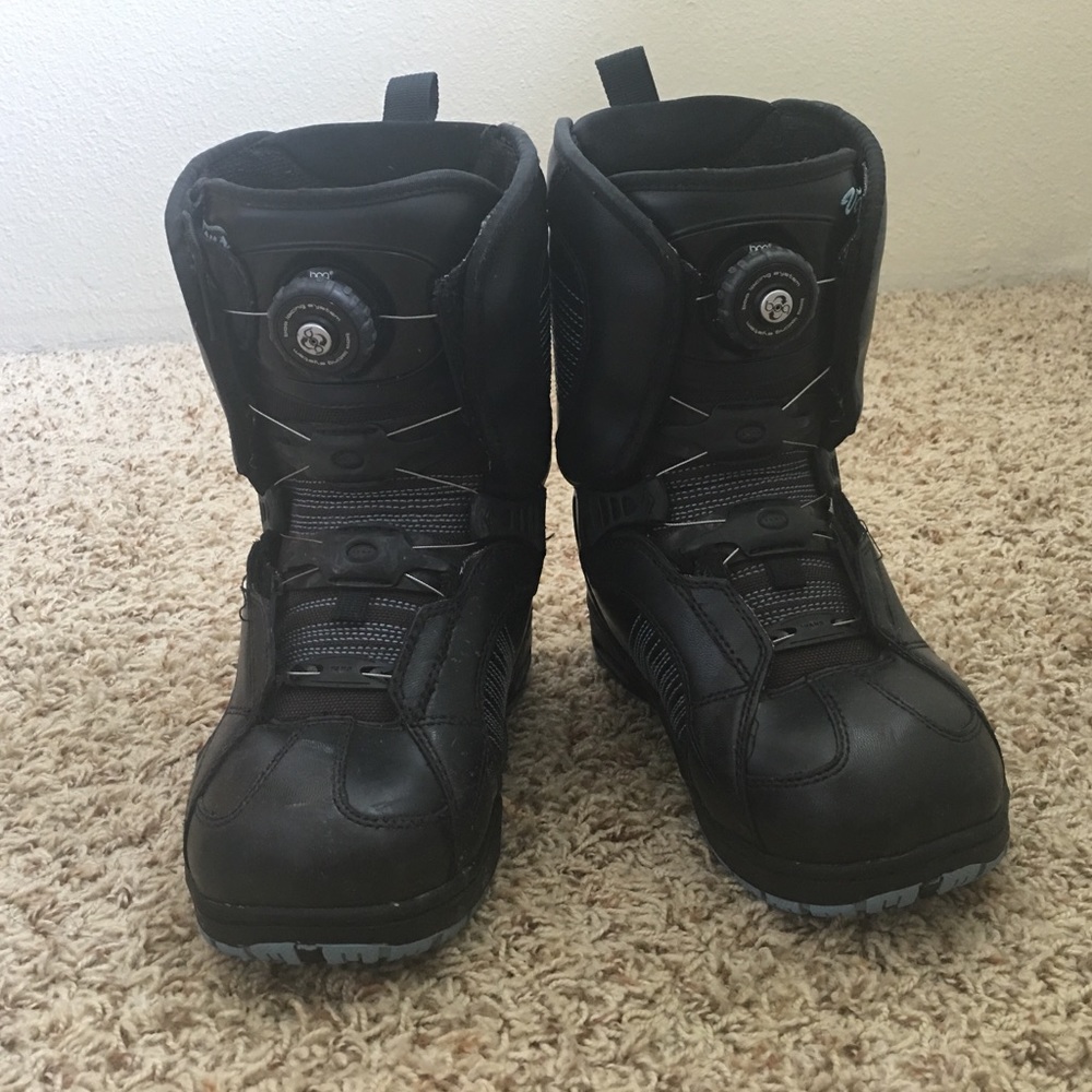 Vans ladies Snowboard Boots. Size 6.5